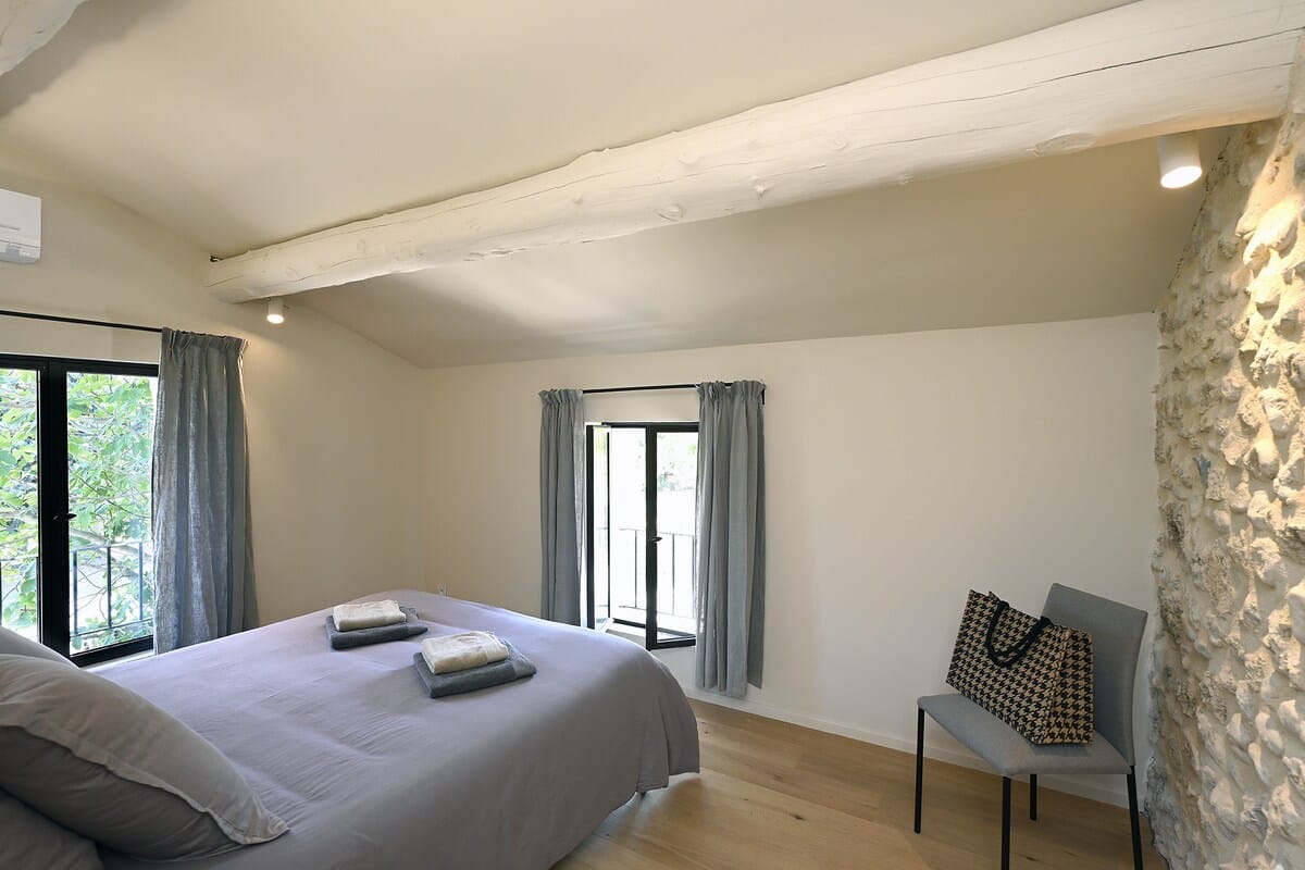 Villa Lia à Lagnes, Luberon - maison de vacances rénovée Genius Loci