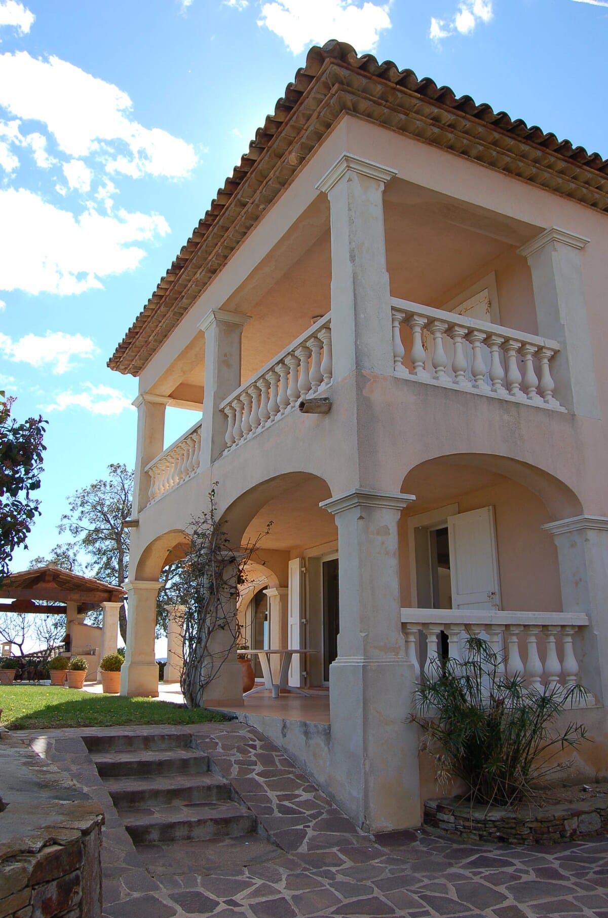 Terrasse avec vue mer de la villa à Sainte-Maxime - Genius Loci